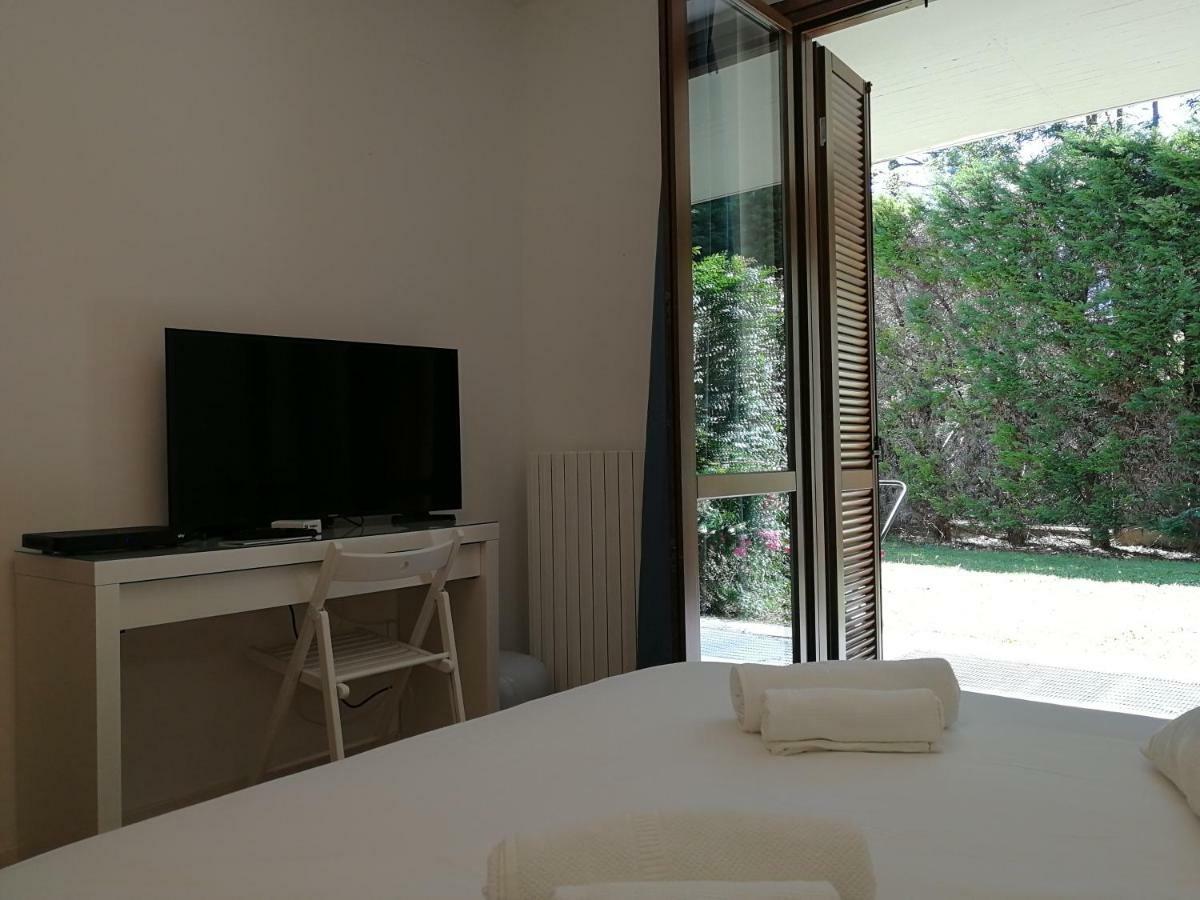 דירות Cassina Rizzardi Monticello Golf Townhouse מראה חיצוני תמונה